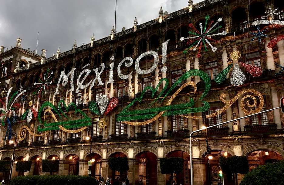 mexico letters on a building